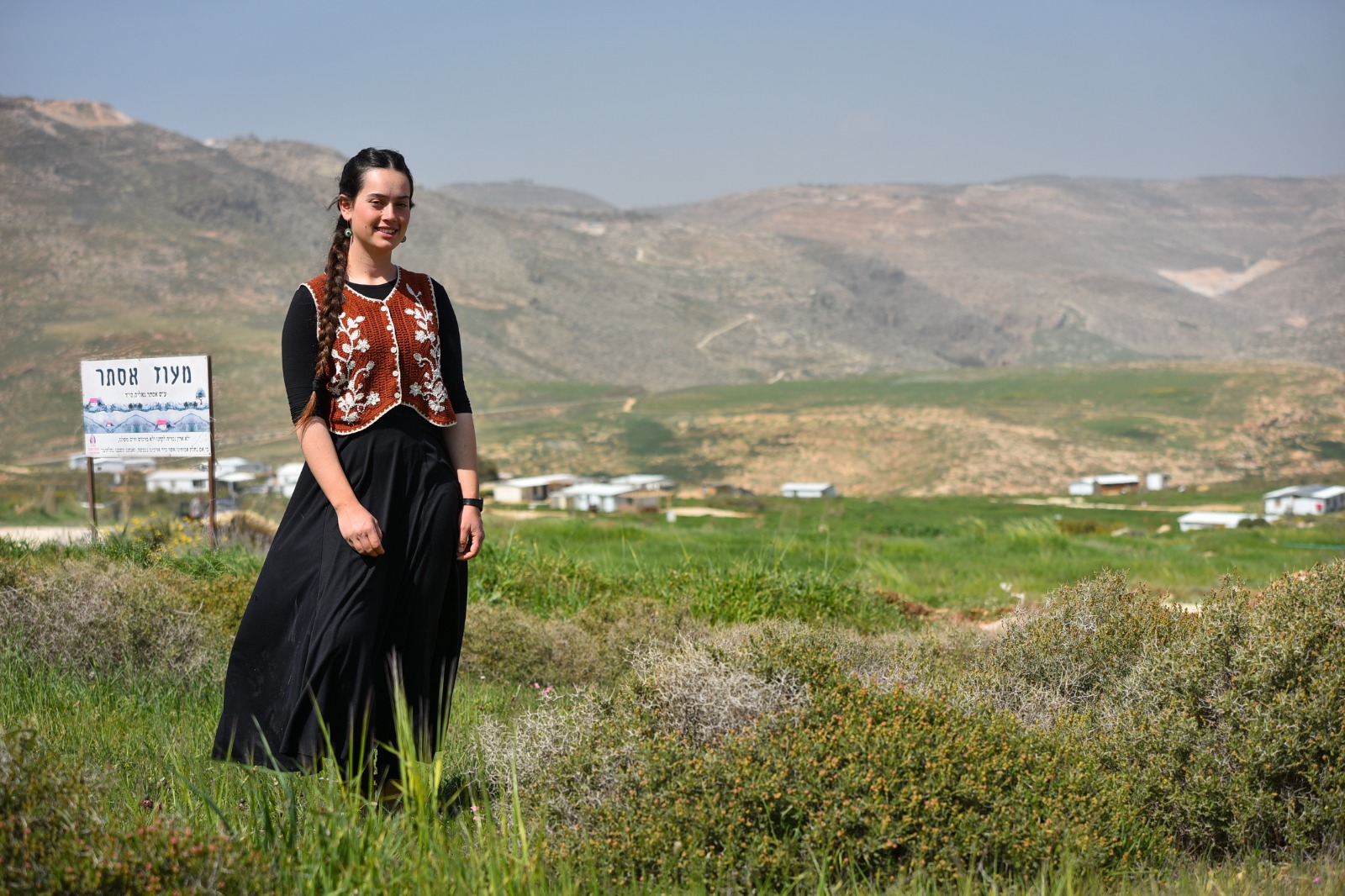 "רוב המבוגרים סביבנו ניסו לשכנע אותנו שאנחנו עושות טעות". שלהבת גולדשטיין במעוז אסתר. צילום: ניצי אילן