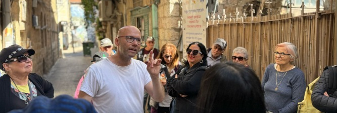 32 שכונות שכל פינה בהן היא עולם ומלואו. זאב קם בסיור בנחלאות. ללא קרדיט צילום
