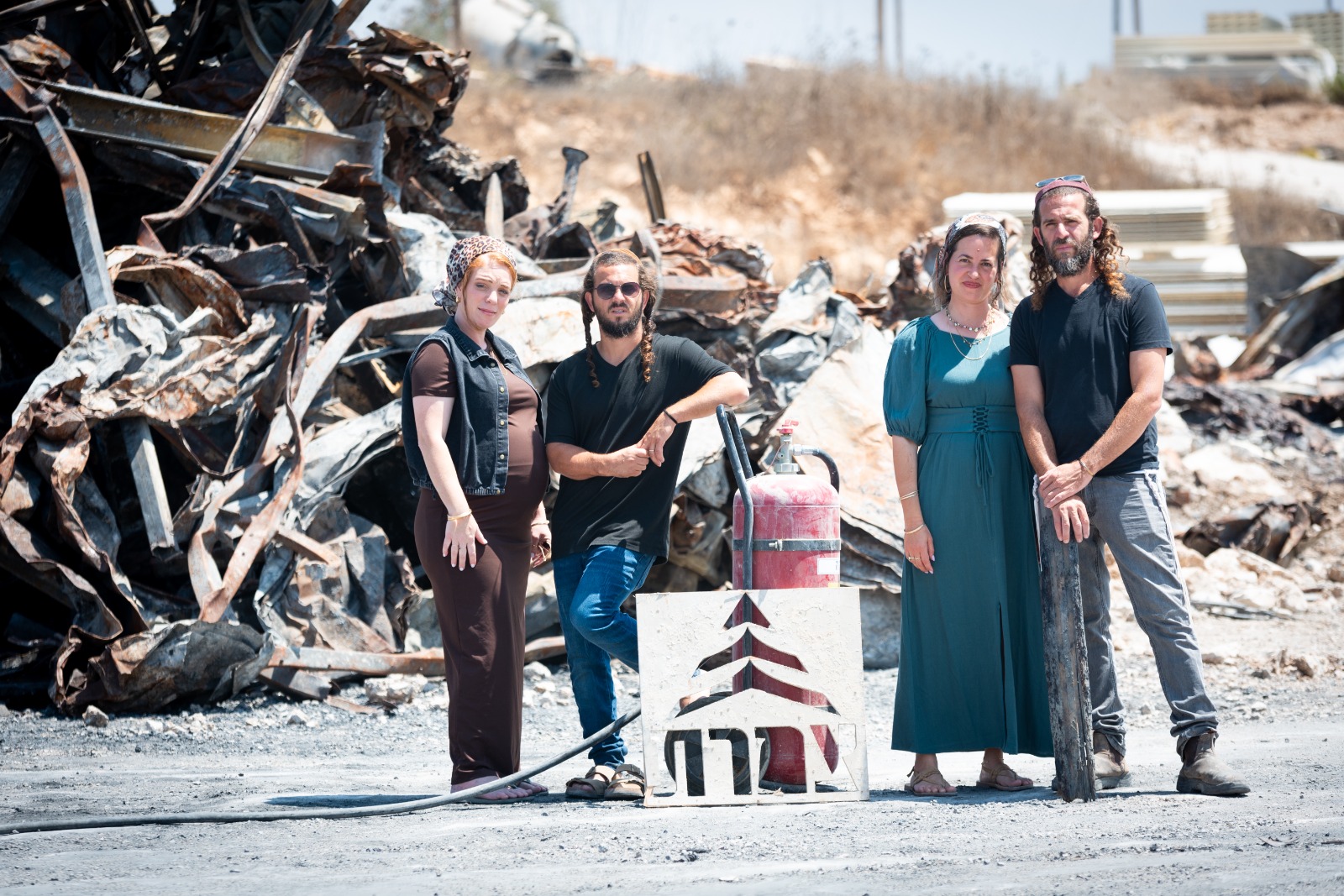 "צמרת הייתה הרבה יותר מעסק משפחתי". יהודה ותמר כהן, יהוידע (יויו) ונטע כהן. צילום: ניצי אילן