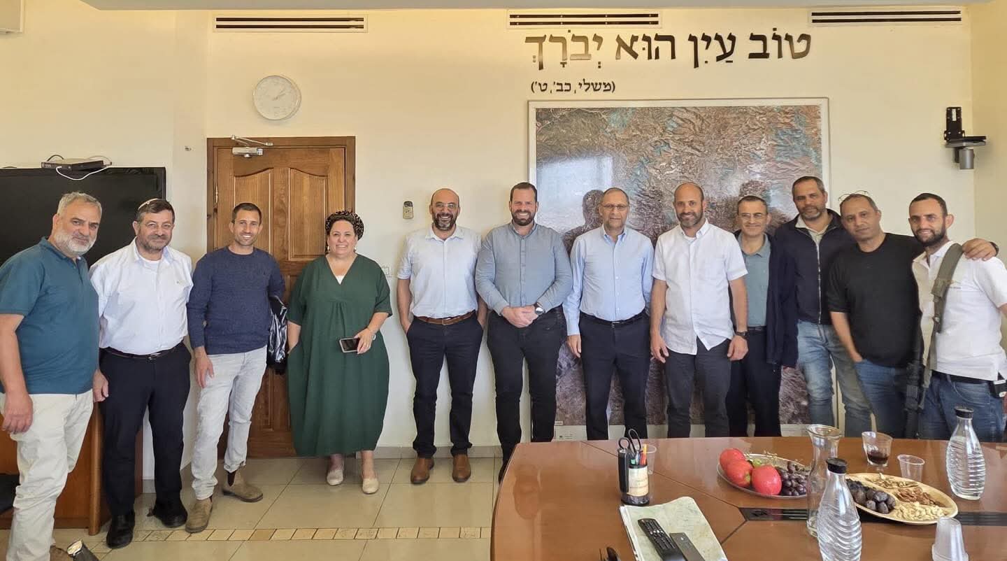 ישיבת אמית חברון. ללא קרדיט צילום