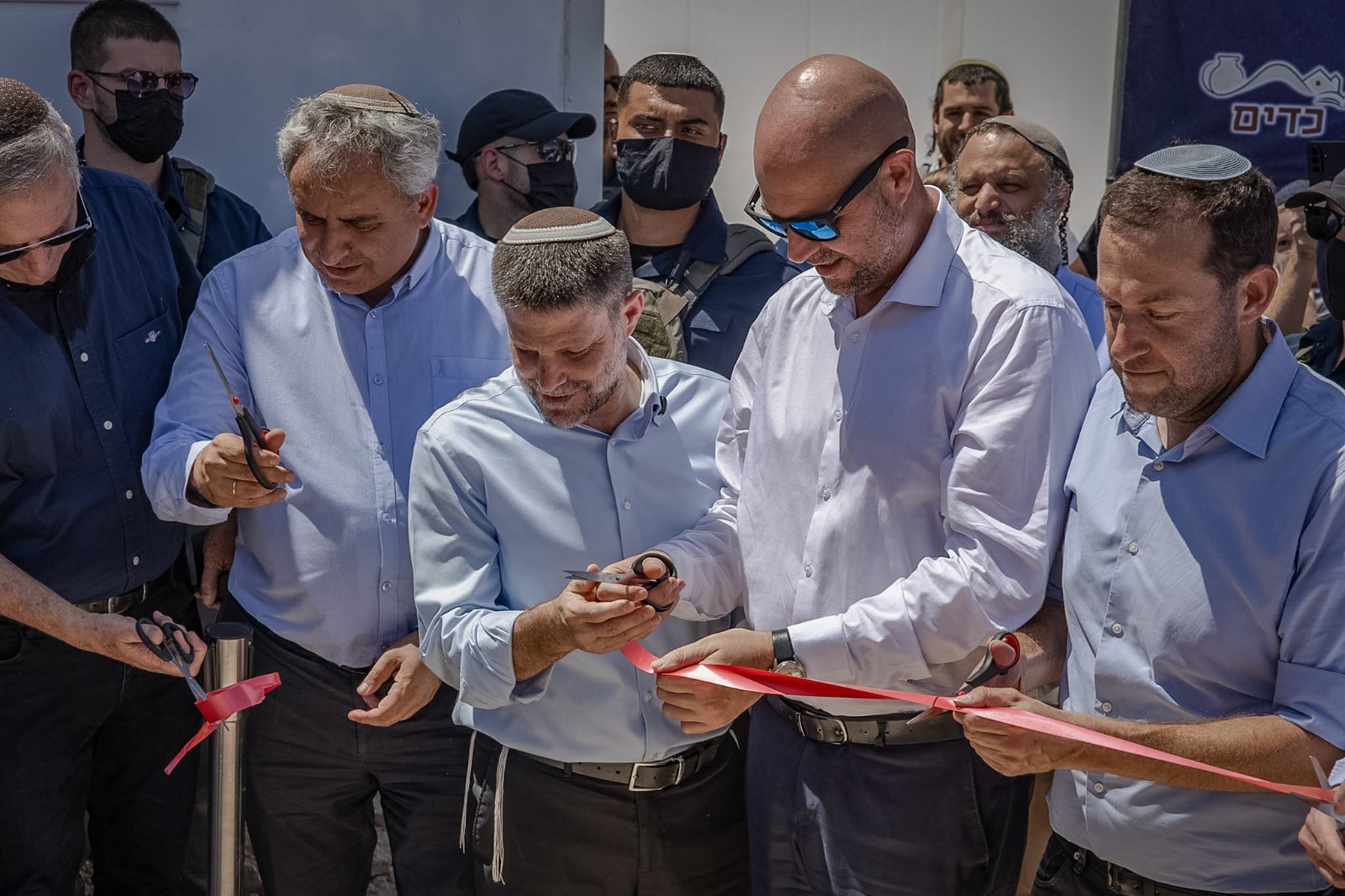 חלום שהפך למציאות. שרים ואישי ציבור בטקס החזרה ליישוב כדים. צילום: הלל בן אור, פלאש 90