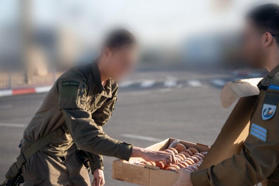 חנוכה בצבא. צילום: דו"צ