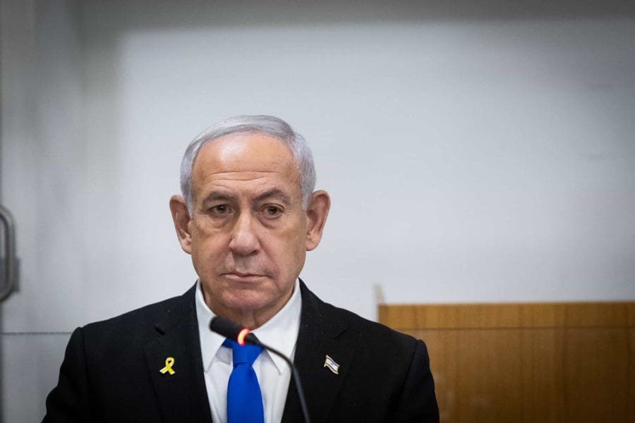 בסביבת נתניהו שואלים האם עמודת היתרונות גדולה מעמודת החסרונות. ראש הממשלה בנימין נתניהו. צילום: חיים גולדברג, פלאש 90